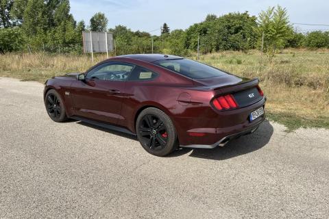 Ford Mustang GT